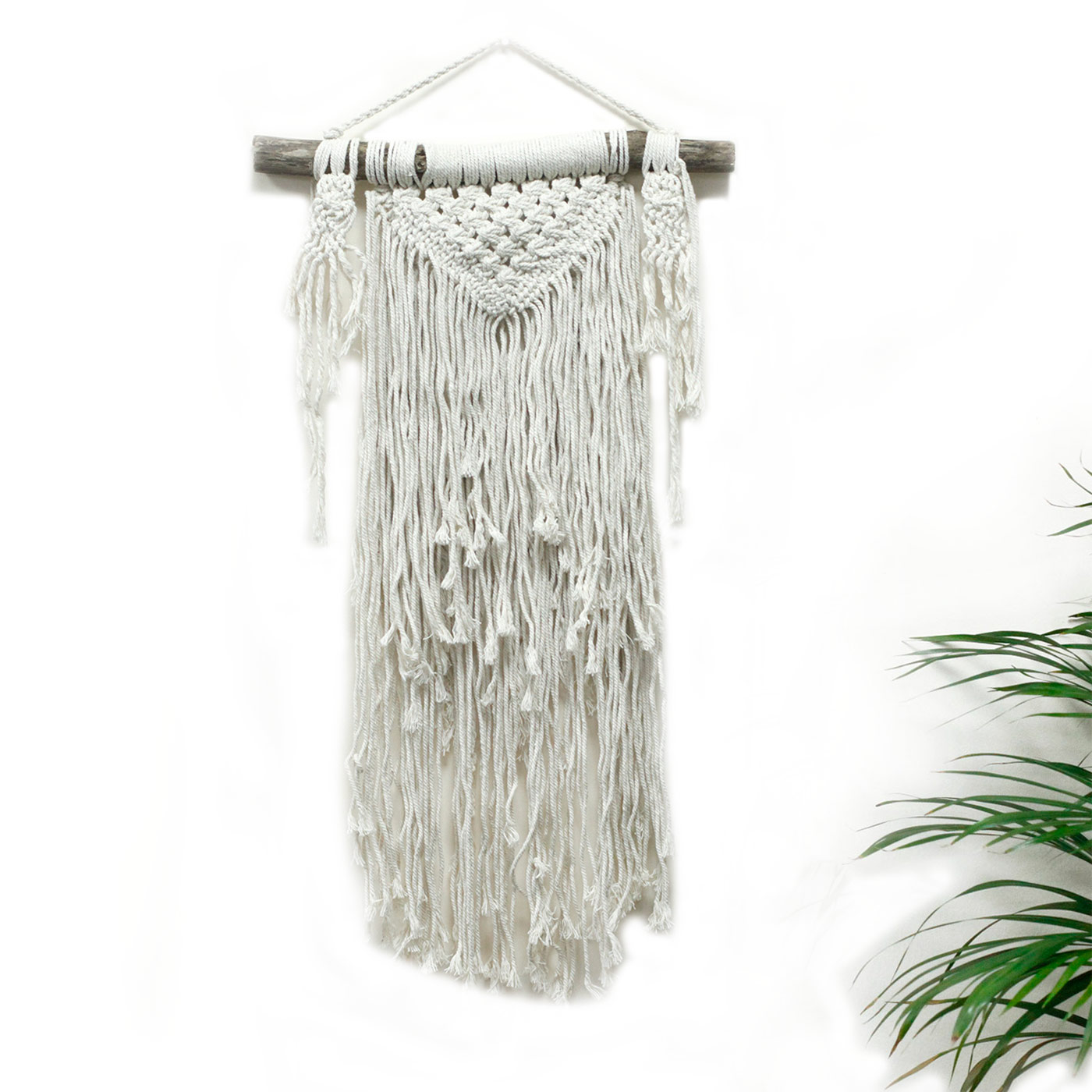 Macrame wall hanging