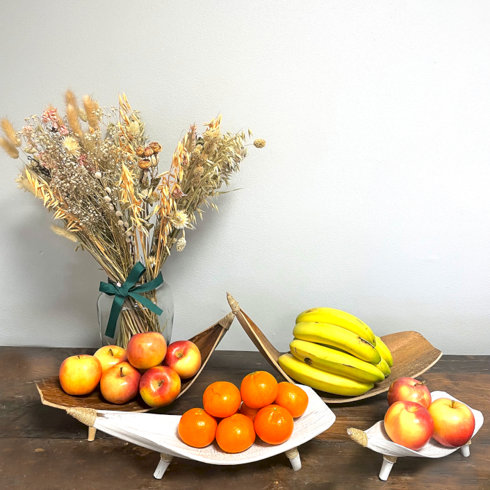 AWArtisan cocnut leaf fruit bowls