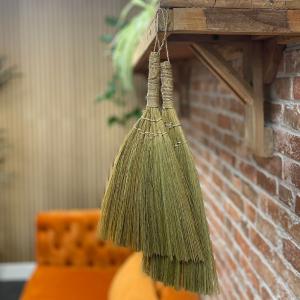 Supplier of Natural Pampa Brooms