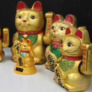 Lucky Waving Chinese Cats for Retailers