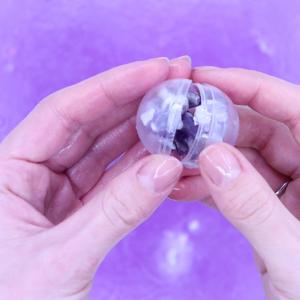 Supplier of Crystal Jewellery Bath Bombs