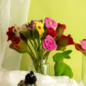 Supplier of Felt Flowers