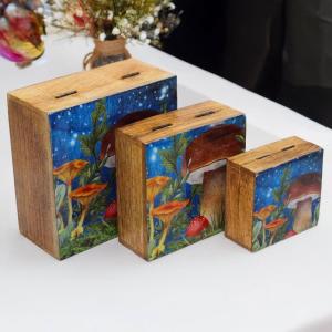 Retailers Choice: Enamalled Boxes and Trays with Mushroom Design 